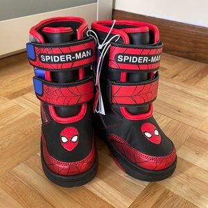 Marcel Spider-Man Snow Boots Size 8 Light-Up NWT